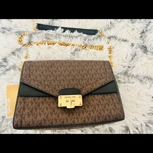 Michael Kors tote/crossbody - Picture 1 of 3